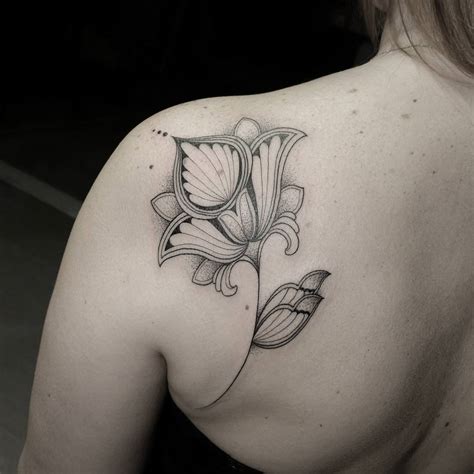 TATUAJES para MUJERES Diseños Femeninos。